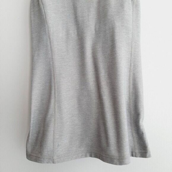 LULULEMON Tank Top Built-in-Bra Strappy Back Sz 8 Flawed - Picture 4 of 12